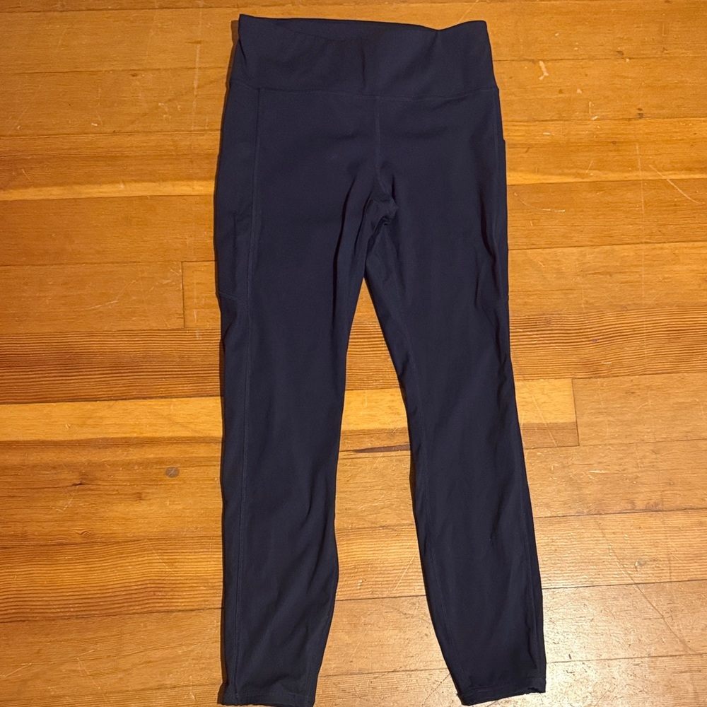 Vuori Navy Blue Leggings with pockets!